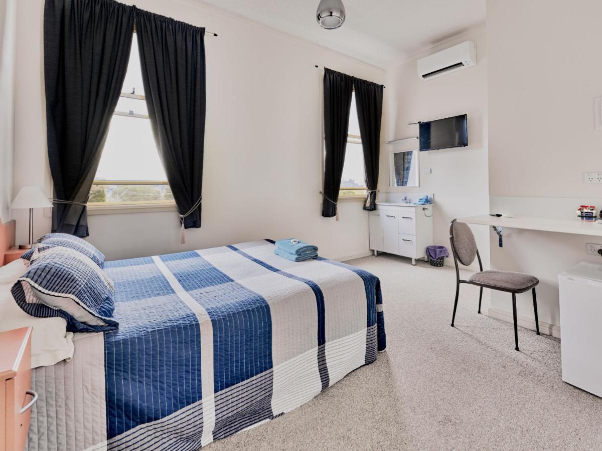 Kandos Hotel Zewnętrze zdjęcie